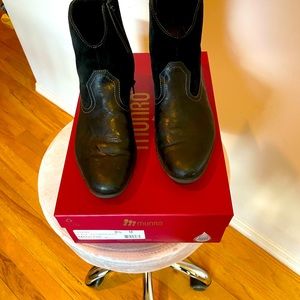 Munro Laramie Ankle Boots sz 8.5